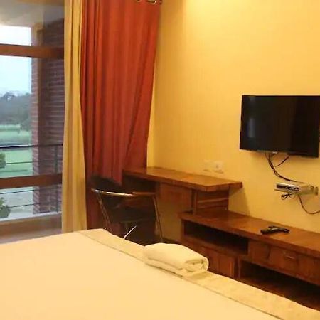Mak Hotel バンガロール エクステリア 写真